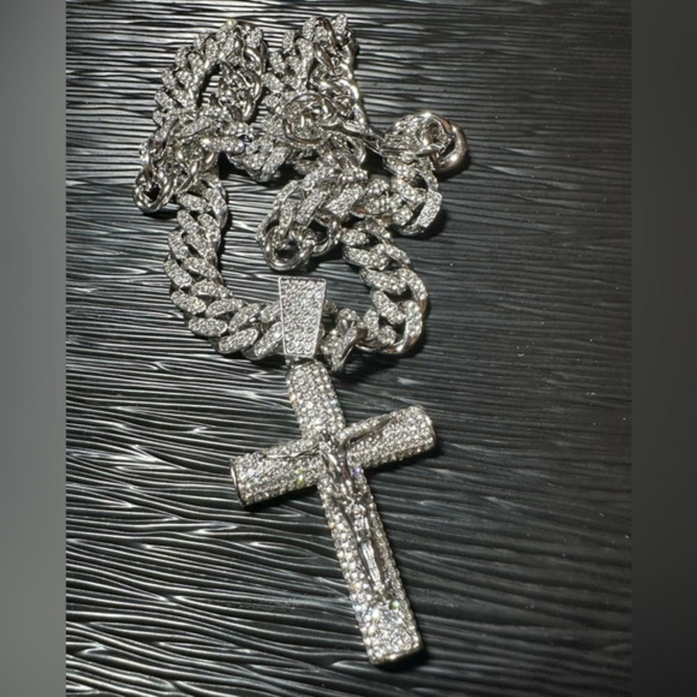 Silver Cross Pendant Necklace